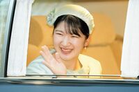 自民党圧勝で「愛子天皇論」に暗雲、「道を断つ責任を負えるのか」専門家が「皇室典範改正」で“国民投票”…