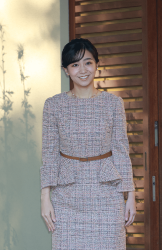 トルコ公式訪問に出発する秋篠宮ご夫妻をお見送りする佳子さま（2024年12月3日）