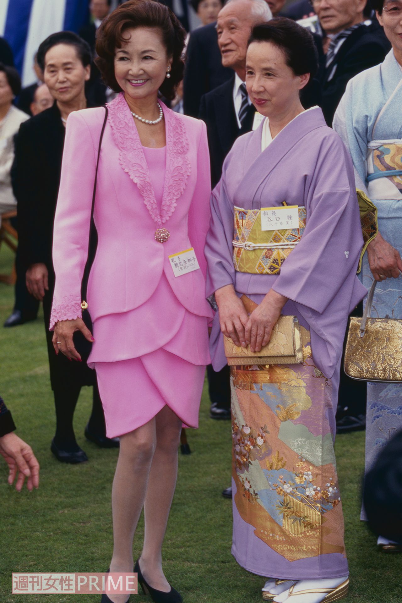 1998年10月、秋の園遊会にて。雪村いづみと