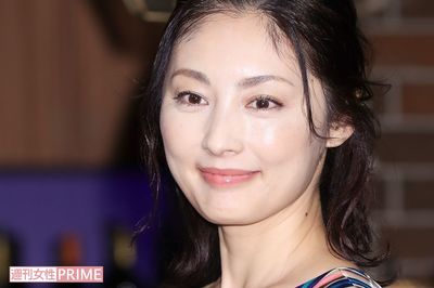 常盤貴子 “3億円新居” の打ち合わせに夫の姿なし、ひとりで仕切る妻の献身