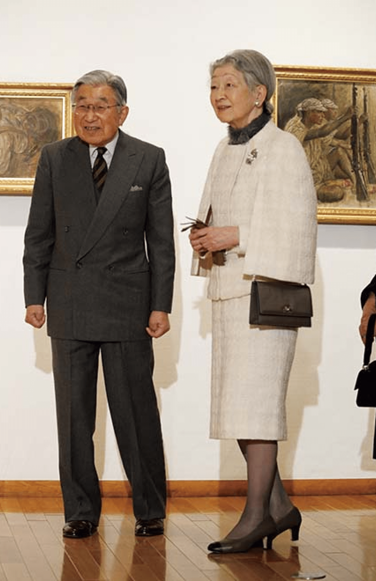 2000年代、「美智子さまと合わせた装いを楽しまれて」（'14年12月、東京都・世田谷美術館にて）撮影/JMPA