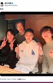鮎川太陽がSNSに投稿した武田鉄矢、八乙女光、薮宏太との4ショット(鮎川のSNSより)