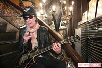 伝説の夫婦バンド『シーナ＆ロケッツ』鮎川誠、亡き妻に誓った“最高にロックな約束”