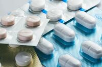 【薬とサプリ】“危険な飲み合わせ”を医師が解説！けいれんや意識障害、命に関わる副作用にご用心