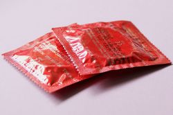 リオ大会の45万個を五輪の参加人数で割ると1人あたり42個になる（写真はイメージ）