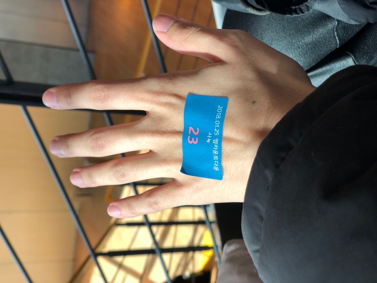 朝8時30分にテレビ局に行き、事前収録を見ました。放送された番組を確認したらバッチリぼくの掛け声が入ってました(笑)