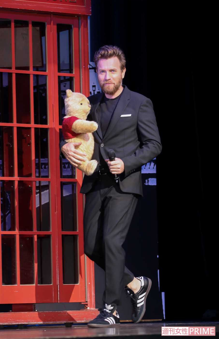 2018年、映画『プーと大人になった僕』ジャパンプレミアに登壇したユアン・マクレガー