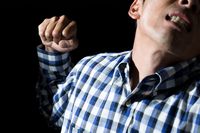 ステイホームの悲劇、暴力・監視・避妊なし「コロナDV」に怯える女性たち