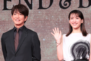 綾瀬はるかと映画『THE LEGEND & BUTTERFLY』をアピール