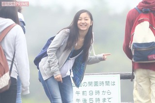 ICU新入生合宿を楽しまれる佳子さま（2015年5月）