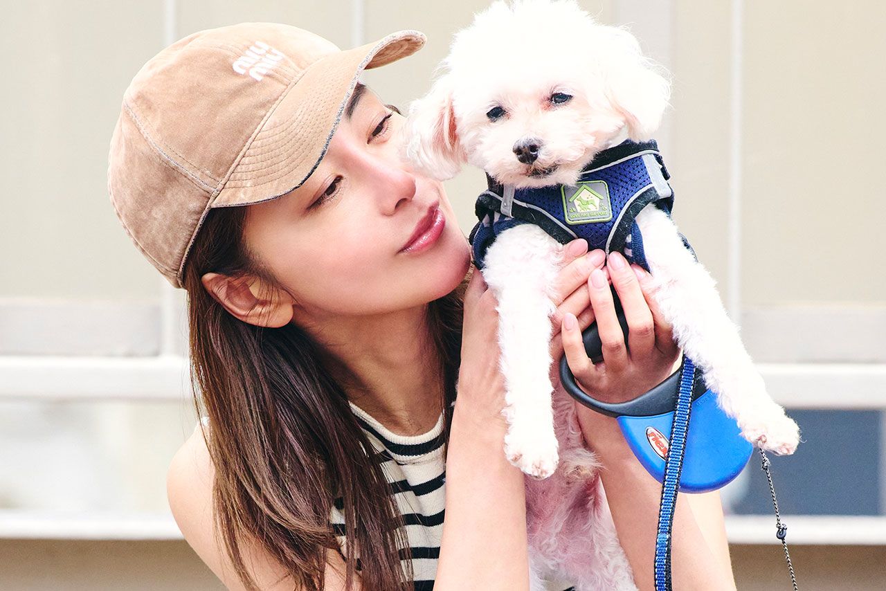 熊切あさ美ライフスタイル・フォトエッセイ『元祖崖っぷちアイドルの熊切あさ美が、全肯定BODYを手に入れた理由』より（撮影／山田智絵）