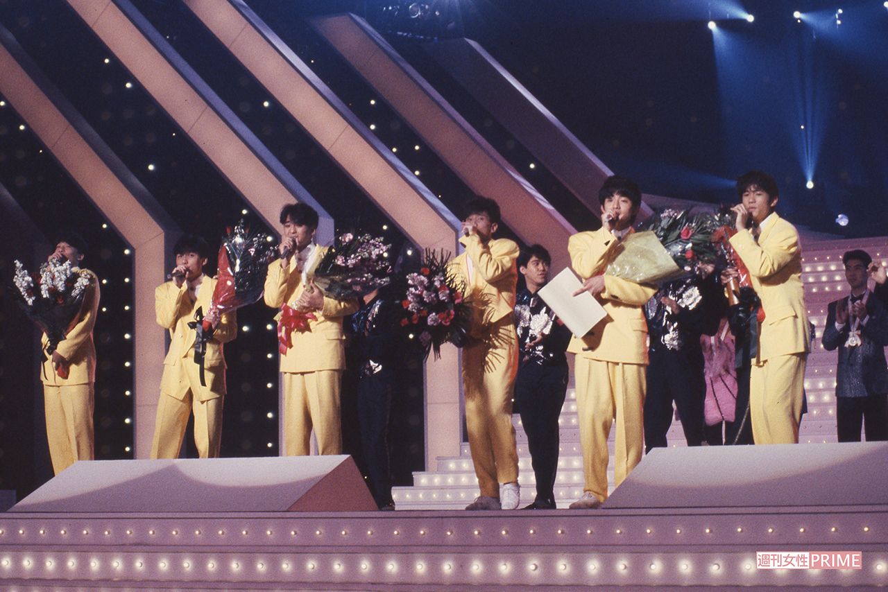 第22回『輝け！日本歌謡大賞』で新人賞を受賞したSMAP（'91年撮影）写真／週刊女性写真班