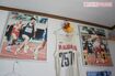 宏規さんの部屋には陸上のユニホームやパネルが(撮影/渡辺高嗣)