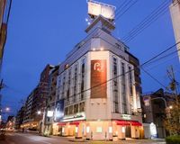 増え続ける外国人観光客の“爆泊” 対策はラブホテル参入