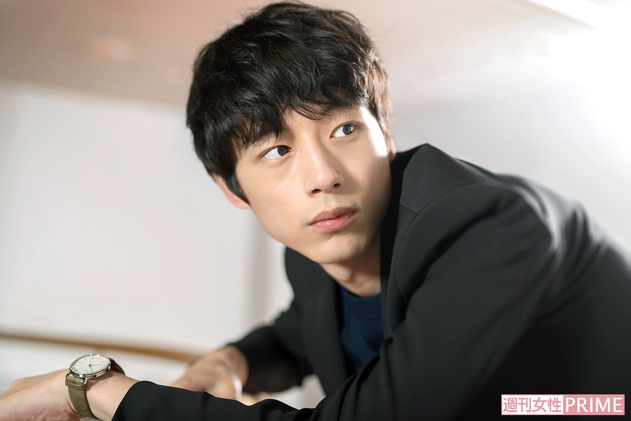 坂口健太郎　撮影／佐藤靖彦