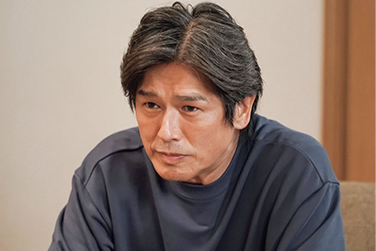 舞の父親の岩倉浩太（高橋克典） （NHK朝ドラ『舞いあがれ！』より）