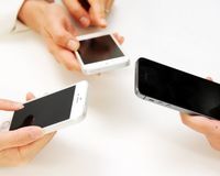 スマホをやめる“情報断捨離”で免疫力がアップ