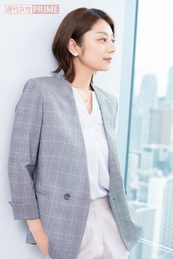 小池栄子　撮影／高梨俊博