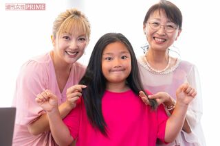 イベントに登壇した山田まりやと息子の宗徳くん、助産師の齊藤純子先生