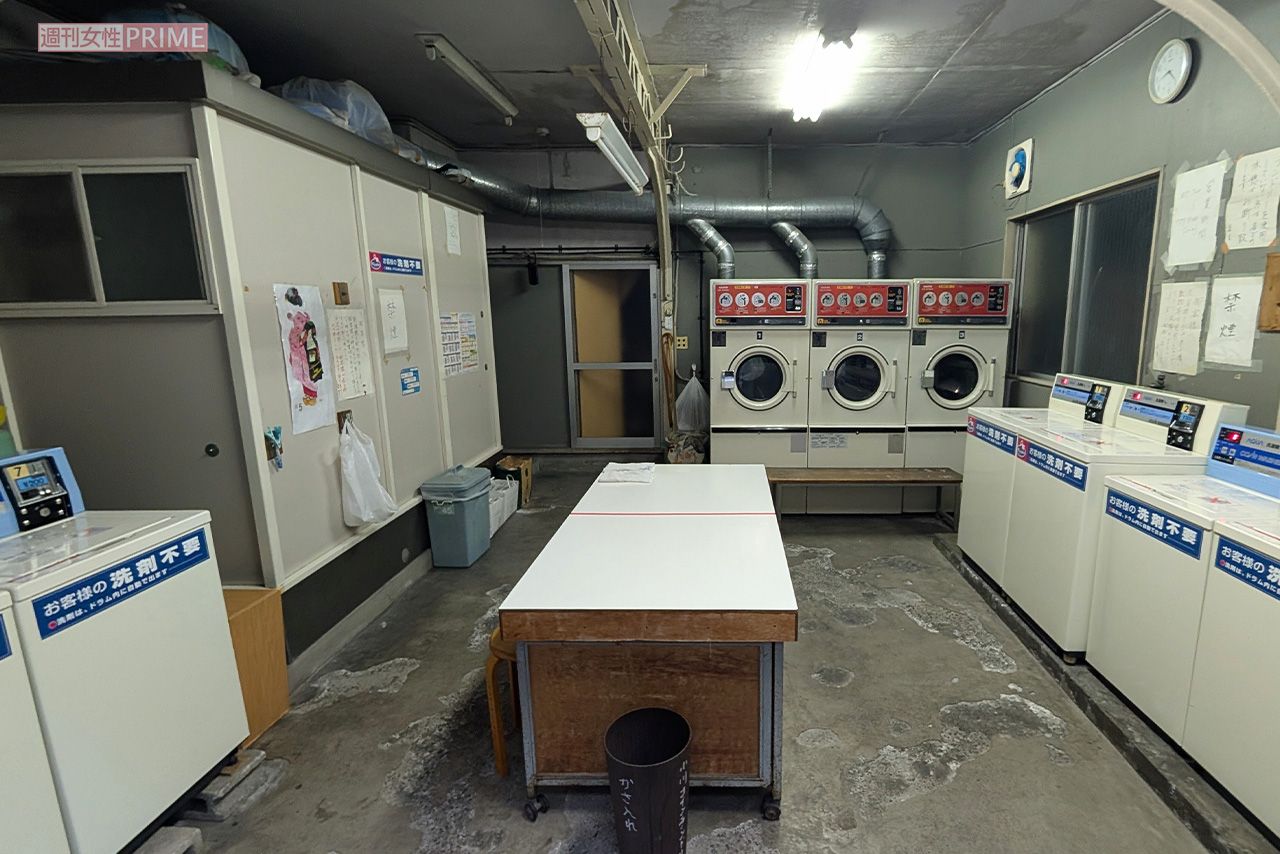 ドラマ『冬のなんかさ、春のなんかね』（日本テレビ系）第1話で登場したコインランドリー店は、フジテレビ系『東京P.D.警視庁広報2係』のロケ地でも使用された　撮影／編集部