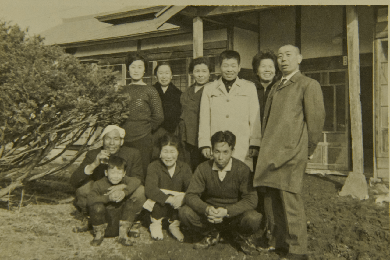 冬はマイナス30度になり、食べ物もなかなか手に入らなかったが、北の大地で育った日々が今の鈴木宗男の不屈の魂をつくり上げたといえる