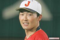 妻の元乃木坂46・衛藤美彩の夫、西武ライオンズ・源田壮亮の不倫は「処分なし」も球団グッズから外されてい…