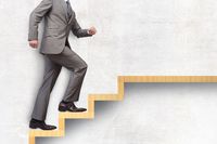 早生まれが有利なデータがあった！　1月1日生まれの社長が圧倒的に多い理由