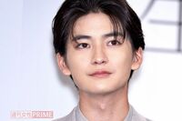 「肌ブツブツ、顔ガリガリで激変している」“国宝級イケメン”高橋文哉の激変ぶりに心配の声、所属事務所は…