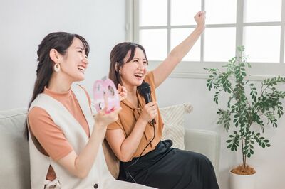 カラオケシーズン必見！プロが教える『誰でも歌がうまくなる』4つの秘訣、ドリカム・中島みゆき…年代別“…