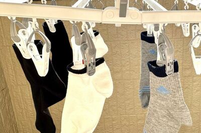 【知って楽しい雑学】靴下の正しい干し方は「つま先が下」か「はき口が下」か、乾きやすく形崩れもないのは