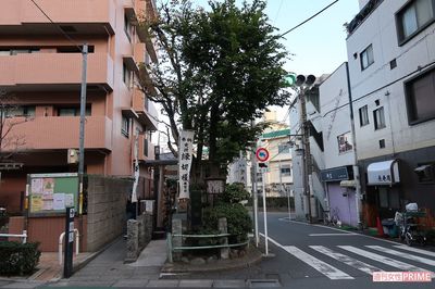 <東京・板橋の縁切榎>年末参拝者の「悪縁」を4日連続で定点取材してみた