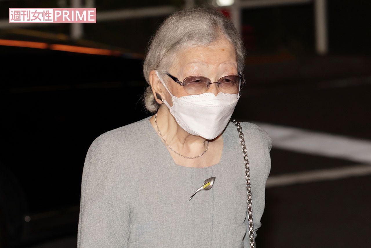 今年7月、谷村新司のチャリティーコンサートを鑑賞するため、おひとりで外出された美智子さま