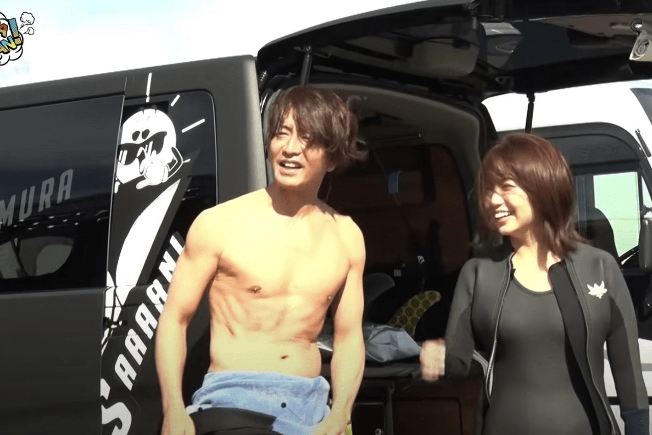 肉体美を披露したキムタク（木村拓哉公式YouTubeチャンネルより）