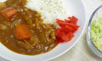 カレーライスのお供に「福神漬け」が“当たり前”だと思っている人が知らない真実、付け合わせになった背景…