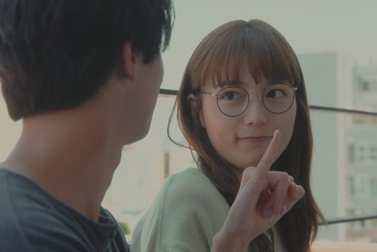 スマホはどこへ？（『着飾る恋には理由があって』9話より）