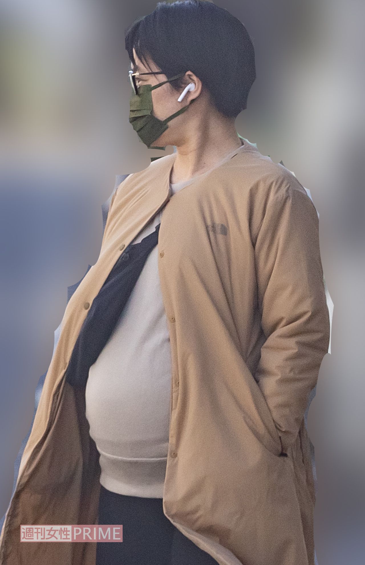 出産を目前に控えたイモトアヤコの散歩風景（2021年12月）