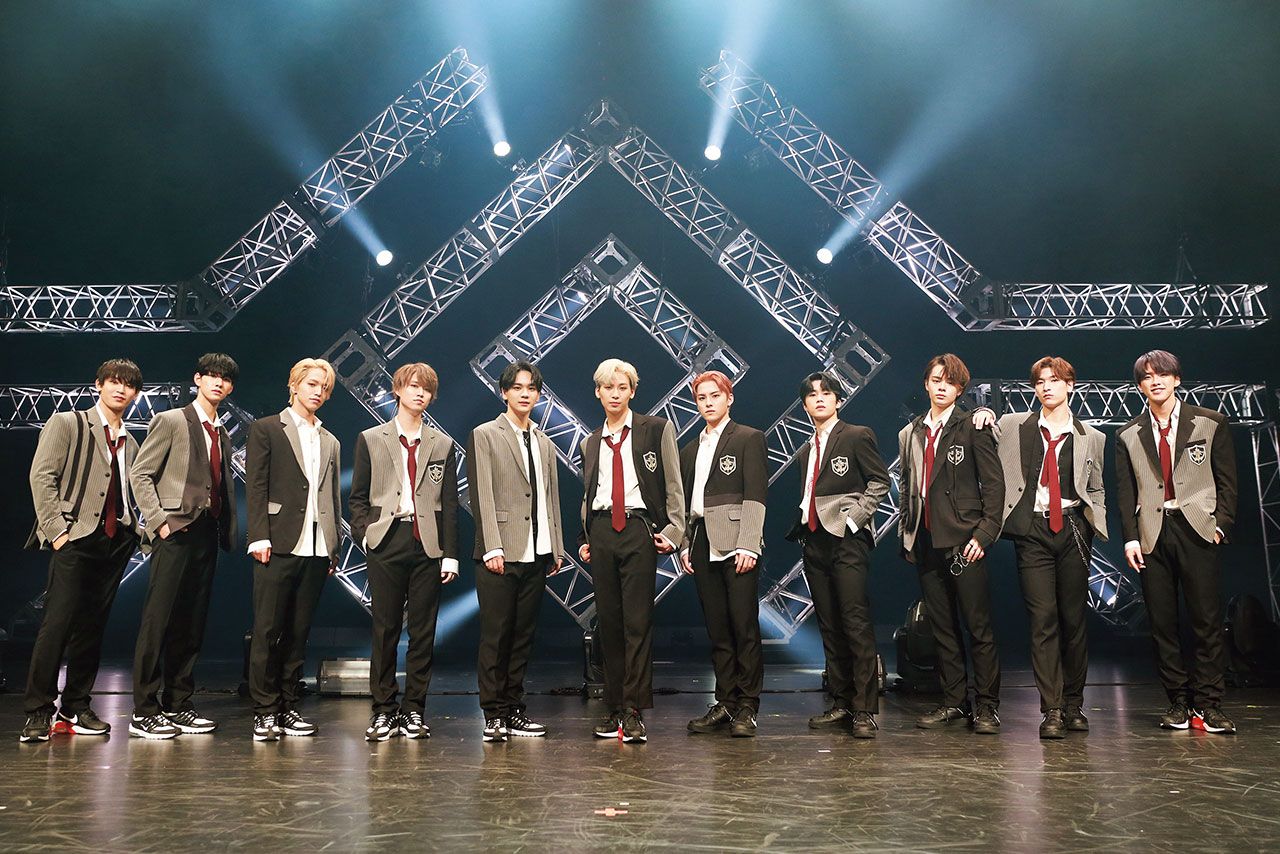 JO1    (C) LAPONE ENTERTAINMENT