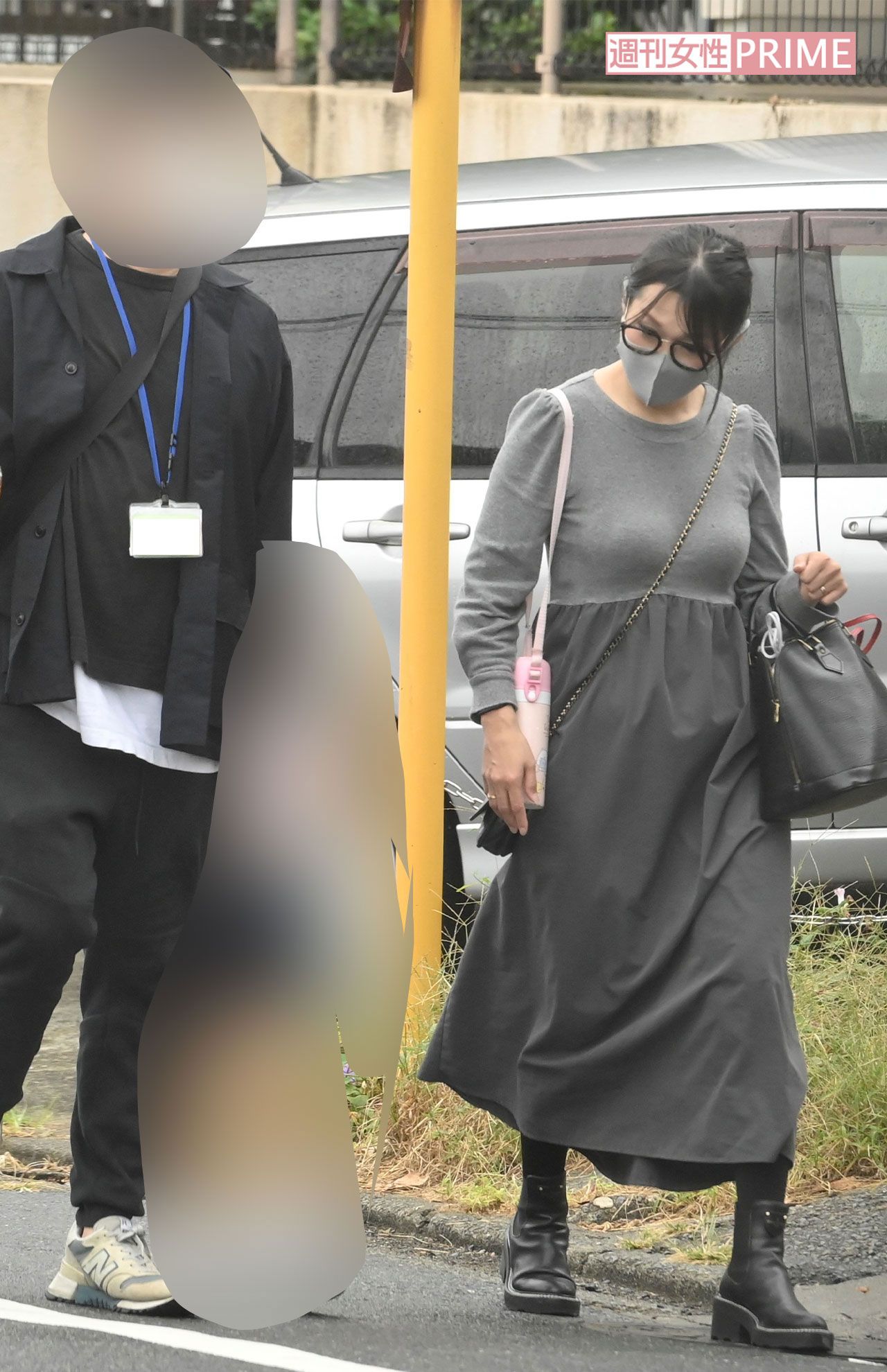 子どもに連れ添うギャル曽根と夫