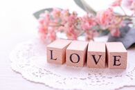 【心理診断】理性が崩壊？舞台の演出方法でわかる、「恋の盲目度」