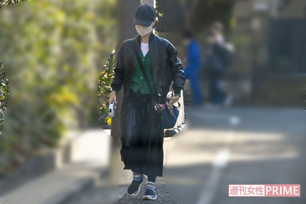 坂本昌行の愛犬を散歩させる朝海ひかる