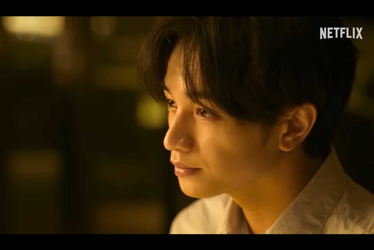 性を扱う難役に挑む中島健人（『Netflix Japan』公式YouTubeより）
