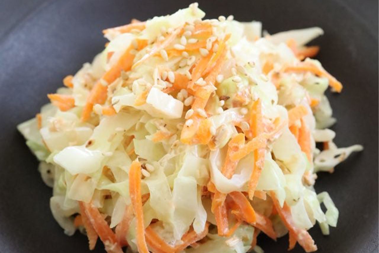 キャベツとにんじんのかつお節あえ