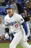 日本時間9月26日にタイムリーヒットを放った大谷翔平 写真/共同通信社