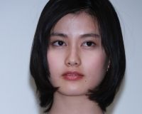 橋本愛、地元・熊本で浮いた存在だった