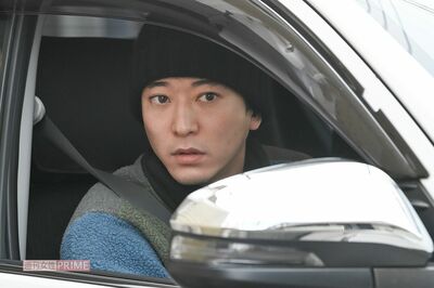 取材に答える浅香航大。「こういった経験ない」と記者に質問する場面も