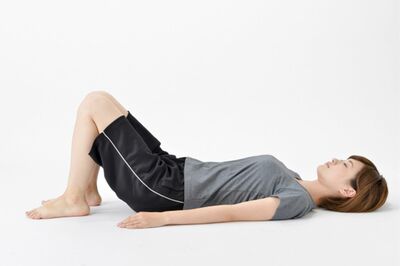 骨盤底筋を鍛えると、尿漏れの予防や改善、便秘の緩和などに効果が　※写真はイメージです