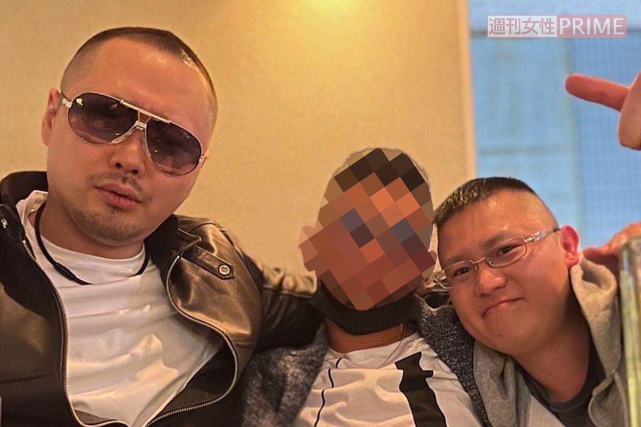 殺害された山中健司氏（左）と佐々木文俊被告（右）。佐々木被告の不満を言うと「オレの親友を悪く言うな」と怒るほどだったという