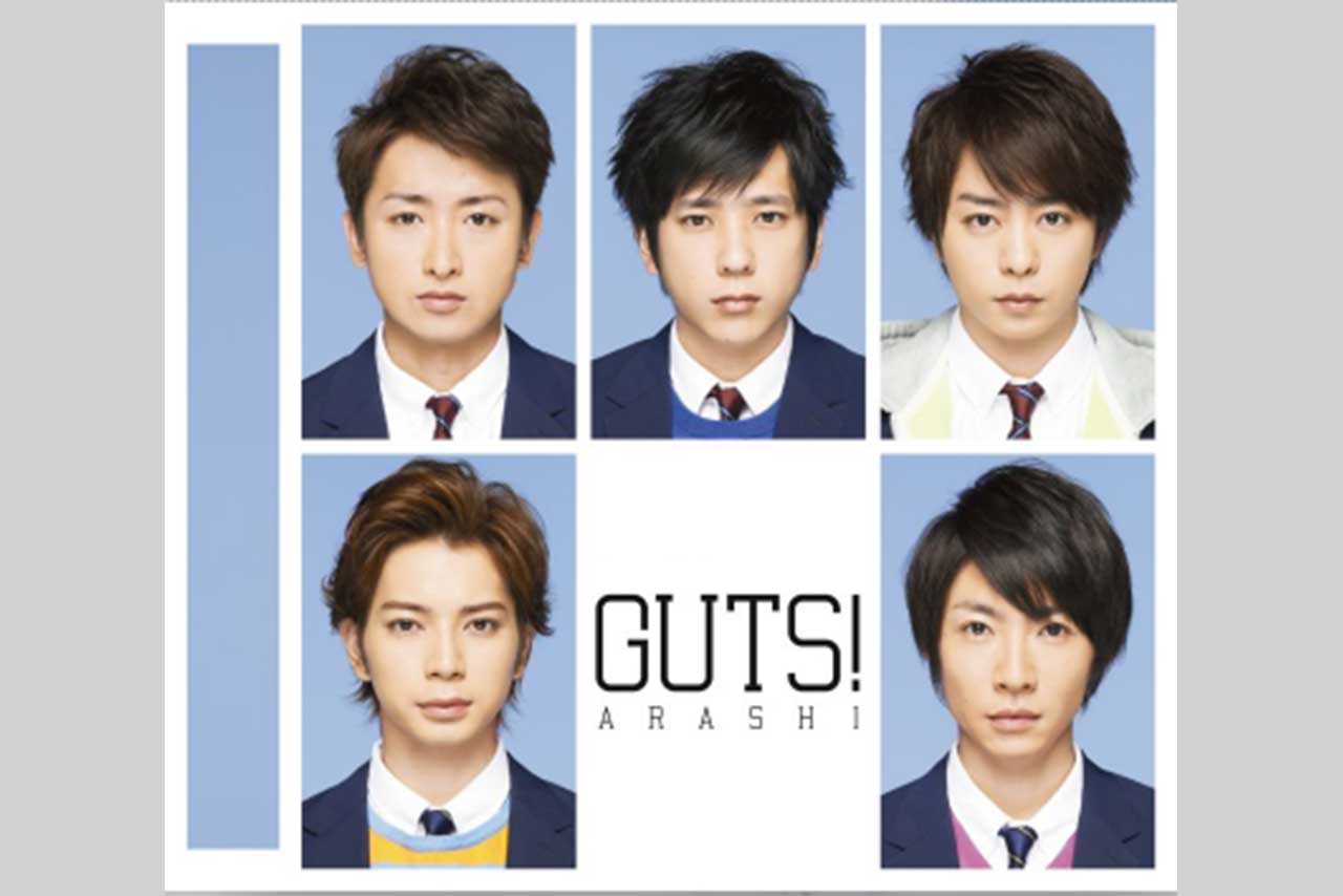 応援団のような振り付けはファンの間でも話題に。球場でも歌った