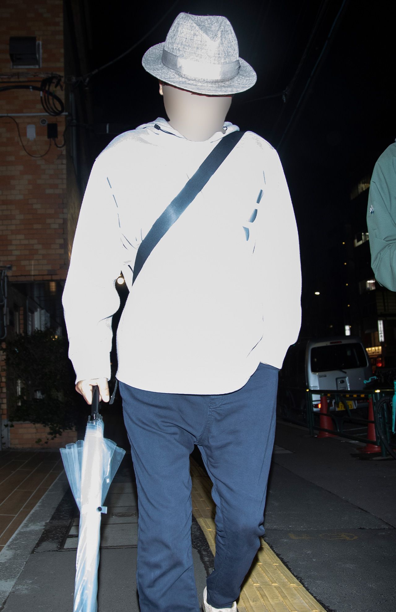 直撃取材に対して飯島直子の元夫・A氏は（2019年）