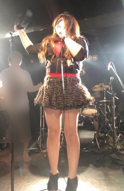 小山麻代容疑者（SNSより）